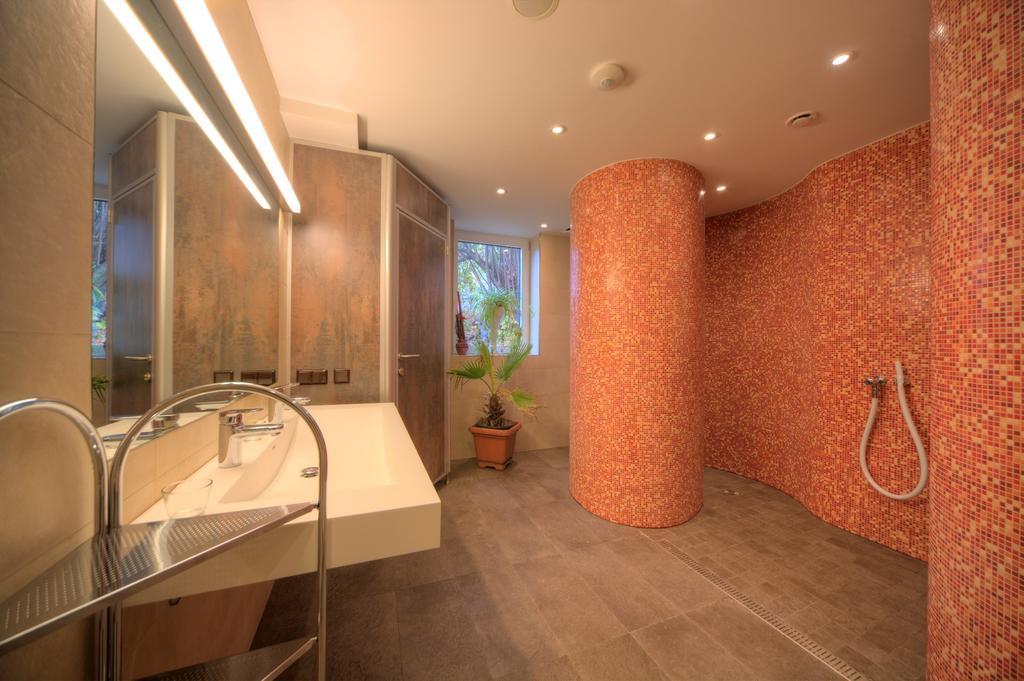 Parkhotel Neubauer Savanyúkút Kültér fotó